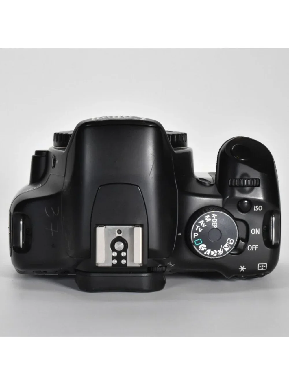Canon EOS XSi/450D DSLR Digital Camera Canon 18-55mm IS Lens 25,789 Clicks